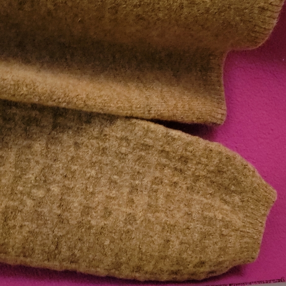 Cozy Sweater Fall/Winter - Picture 4 of 9